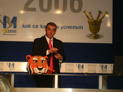 Светлозар Петров