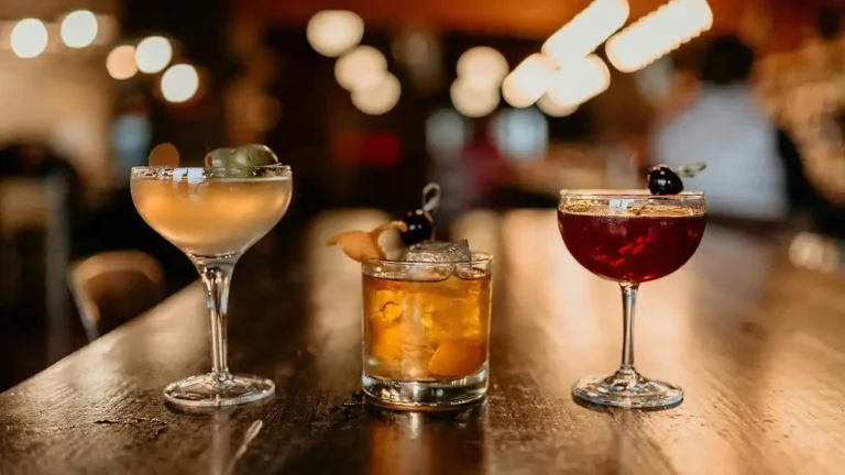 Феномен “Коктейлно парти”