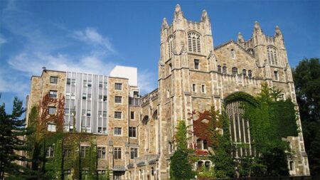 Изследвания на лидерството от Мичиганския университет