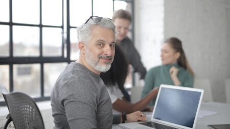 Как се упражнява експертна власт