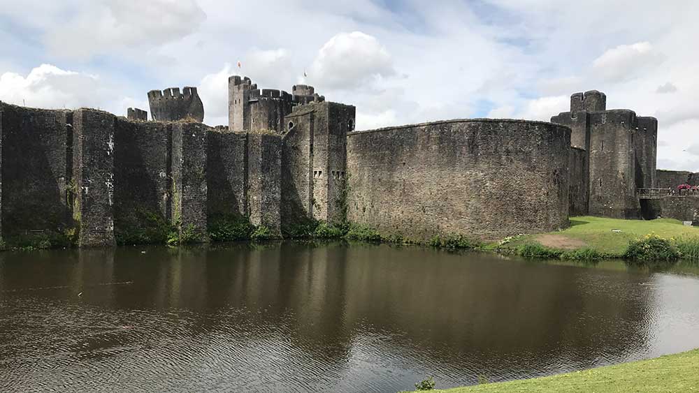 Отбранителни маркетингови стратегии на Котлър и Сингх Отбранителни маркетингови стратегии на Котлър и Сингх