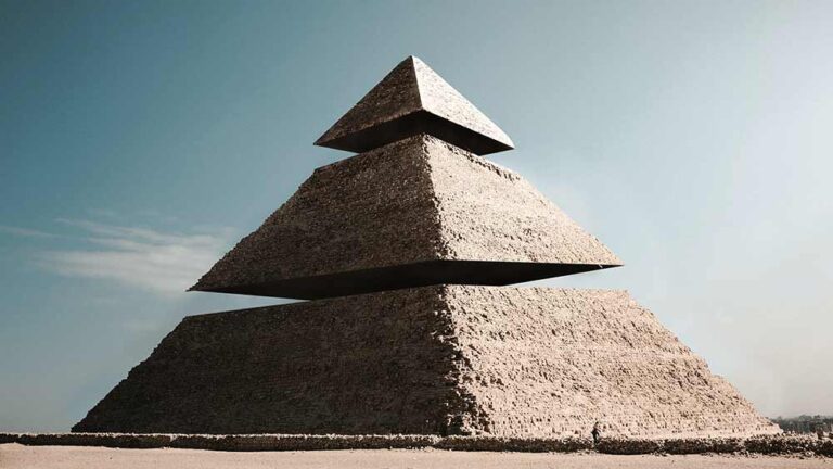 Принцип на пирамидата на Минто