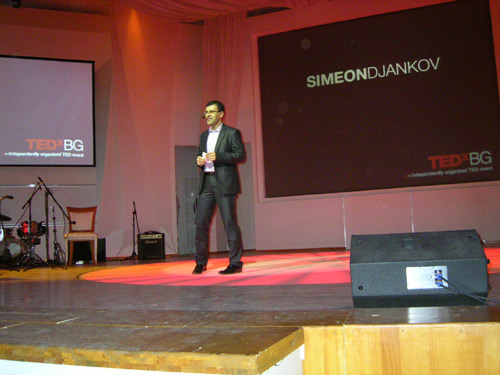 Симеон Дянков на TEDxBG 2010 симеон дянков tedxbg
