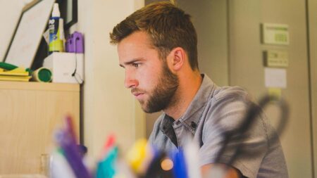 Теория за очакванията на Портър и Лоулър