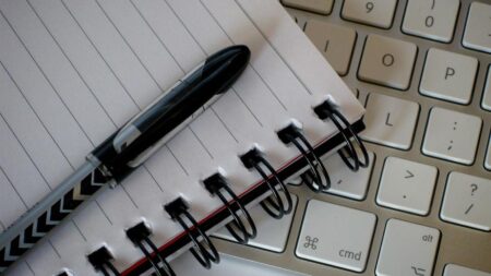 Как да се разпределя времето в копирайтинга, според Дрейтън Бърд